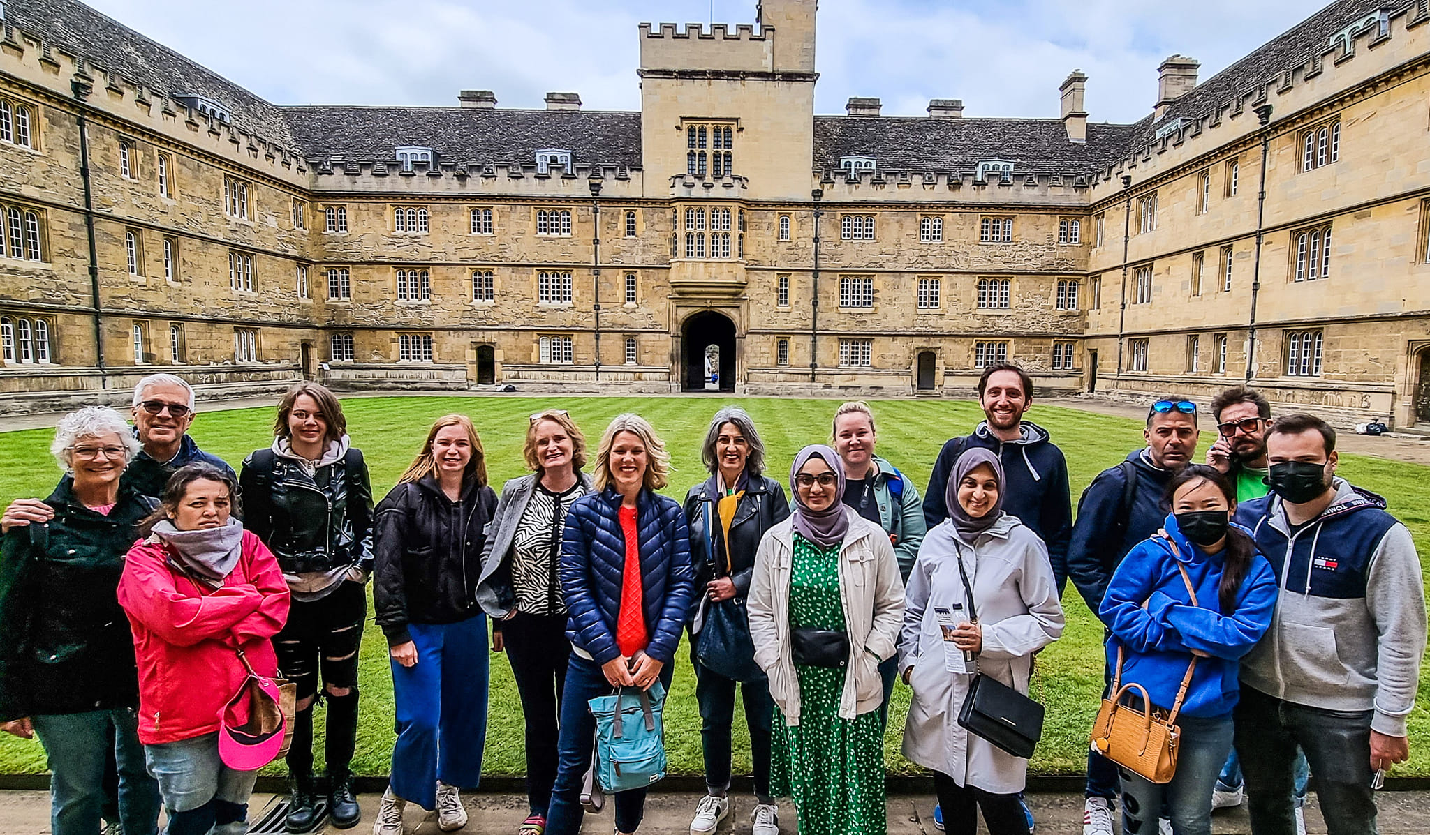 Join Oxford University Walking Tours